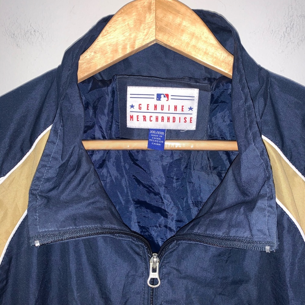Milwaukee Brewers Jacket - Picture 2 of 8